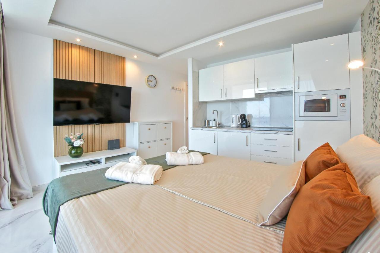 Stylish Modern Studio With Ocean View And Pools, 1001, Ponderosa Playa de las Américas Kültér fotó